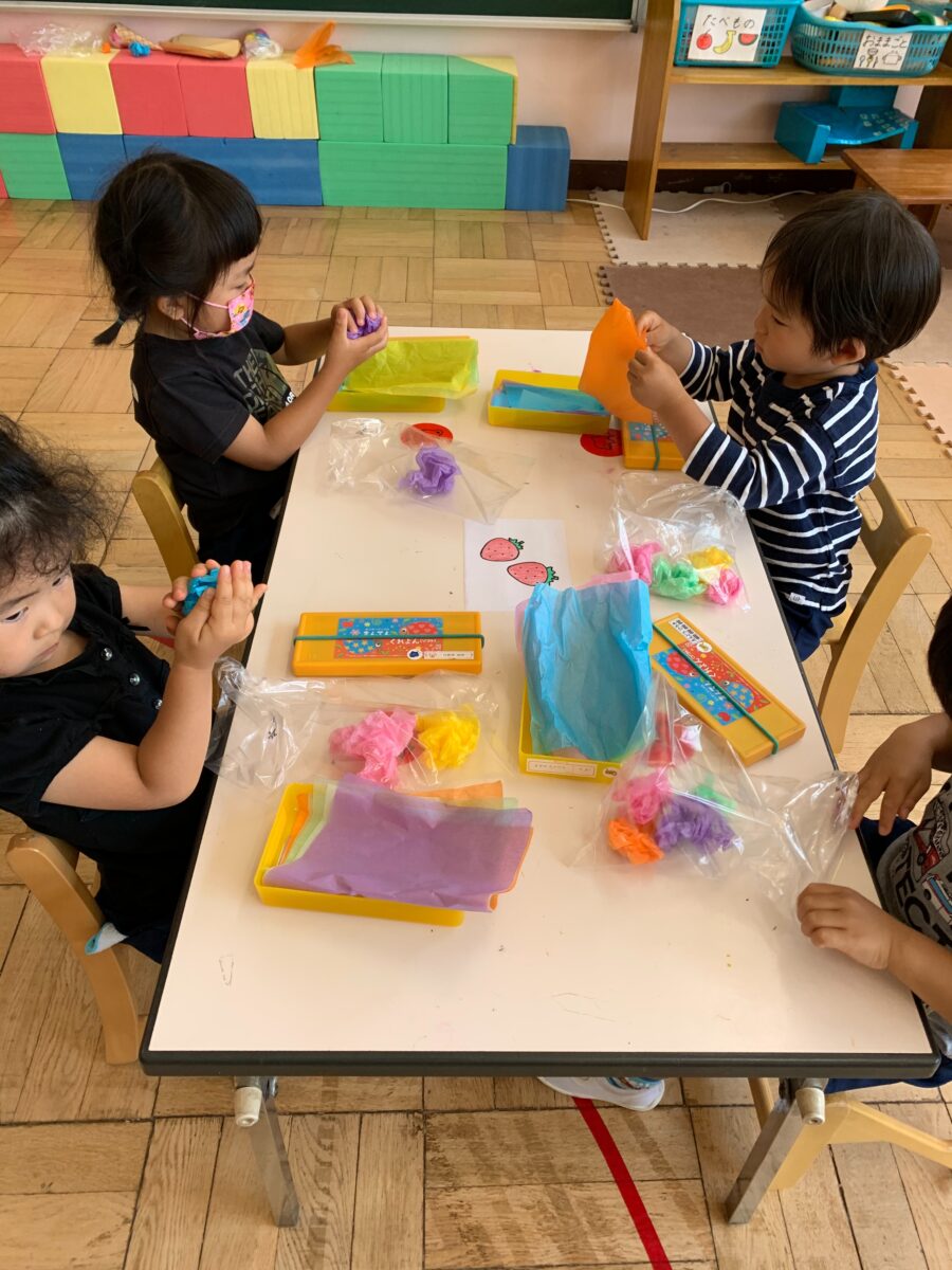 ばら組壁面製作 アイス 認定こども園 土岐幼稚園 千葉市稲毛区 プレ保育あり